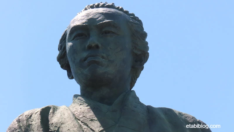 坂本竜馬像