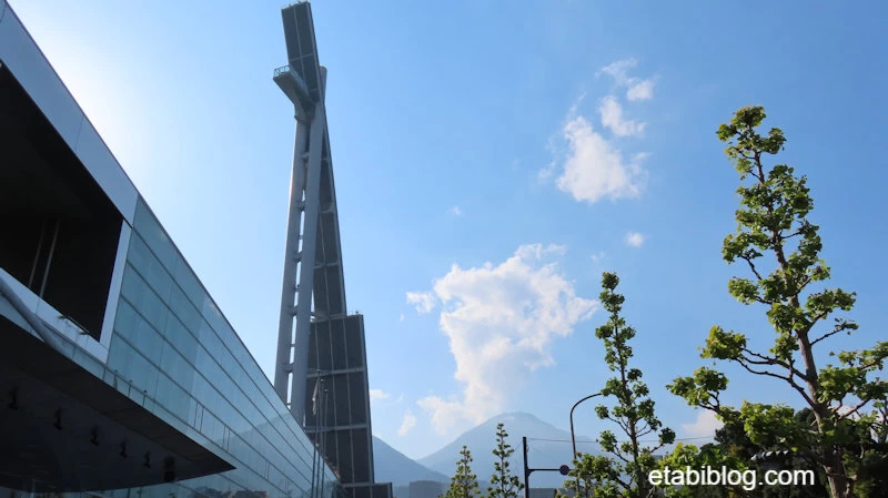 グローバルタワーの全景