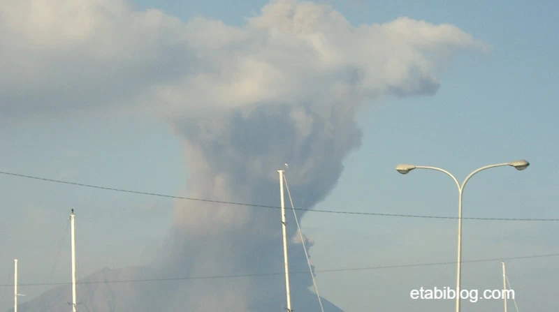 桜島の噴煙