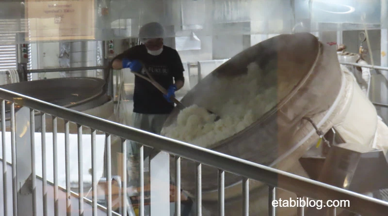 神戸酒心館の工場