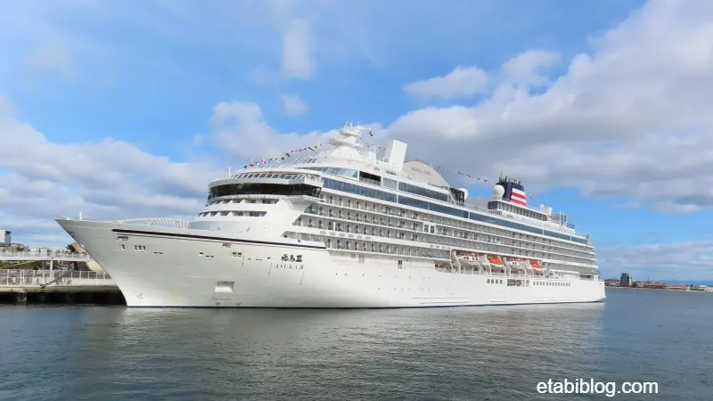 メリケンパークに停泊中の飛鳥Ⅲ