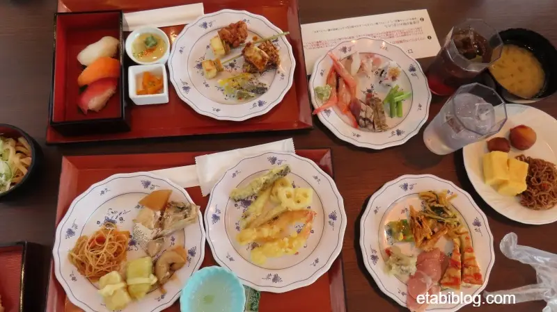 定山渓ビューホテルのレストランビュッフェの料理