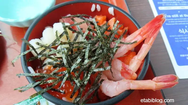 定山渓ビューホテルのレストラン朝食ビュッフェの勝手丼