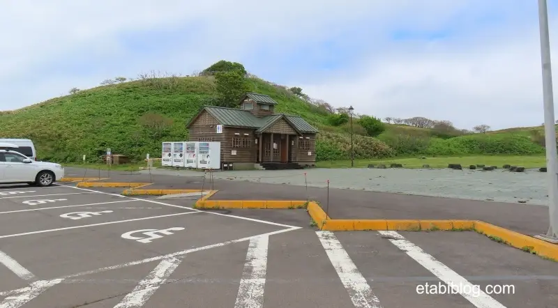 神威岬の駐車場