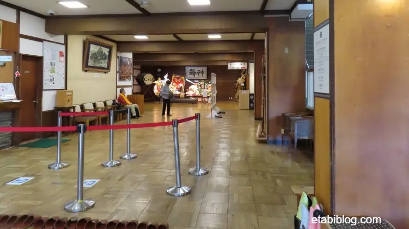 酸ヶ湯温泉のエントランス