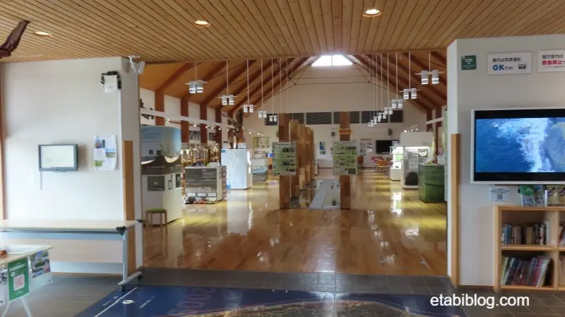 サロベツ湿原センター展示室の入り口