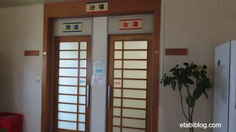 ホテル豊富の温泉入り口