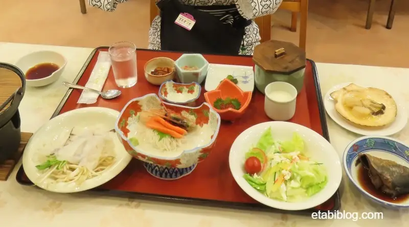 ホテル豊富の夕食