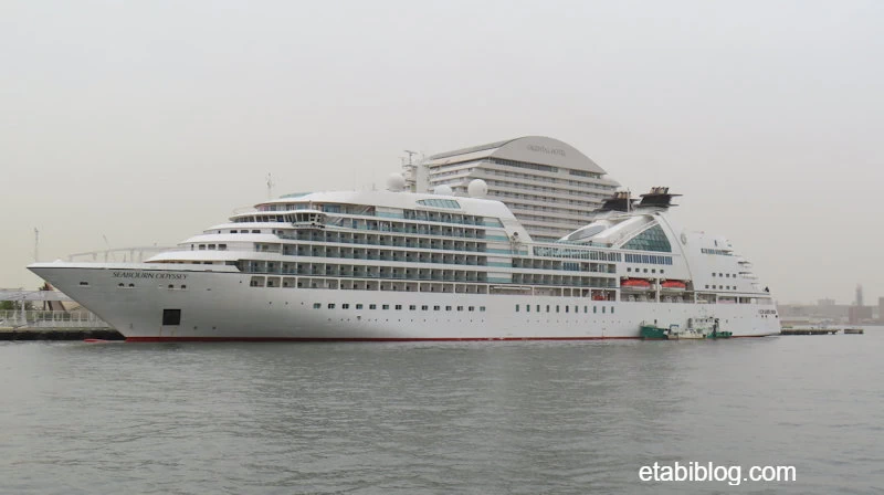 神戸港に入港したシーボーン・オデッセイ号