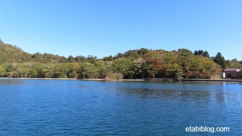 遊覧船から見る恵比寿大黒島