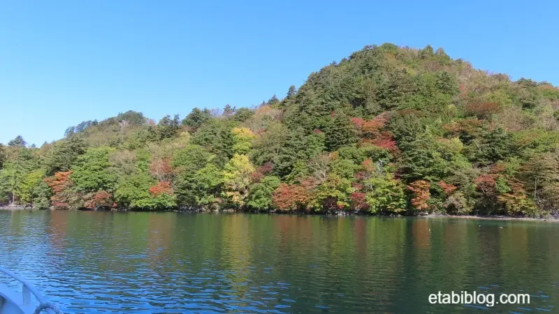 十和田湖の紅葉