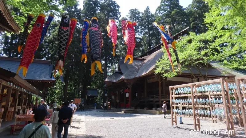 熊野大社の本堂前