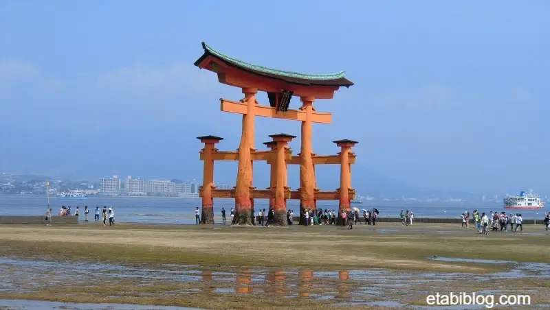 厳島神社の鳥居