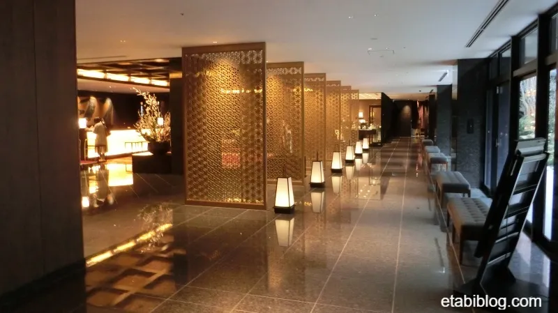 ホテル山楽金沢のロビー