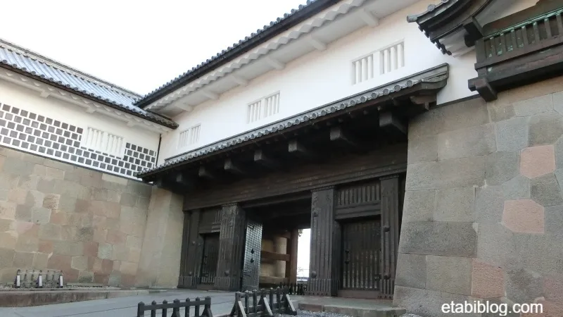 金沢城の門