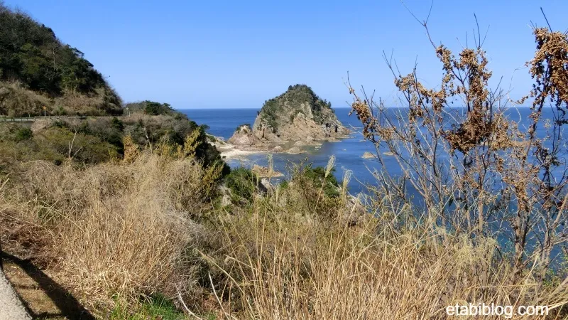 浦富海岸の菜種島