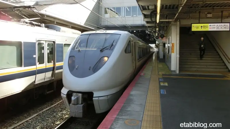 特急こうのとり289系の先頭車
