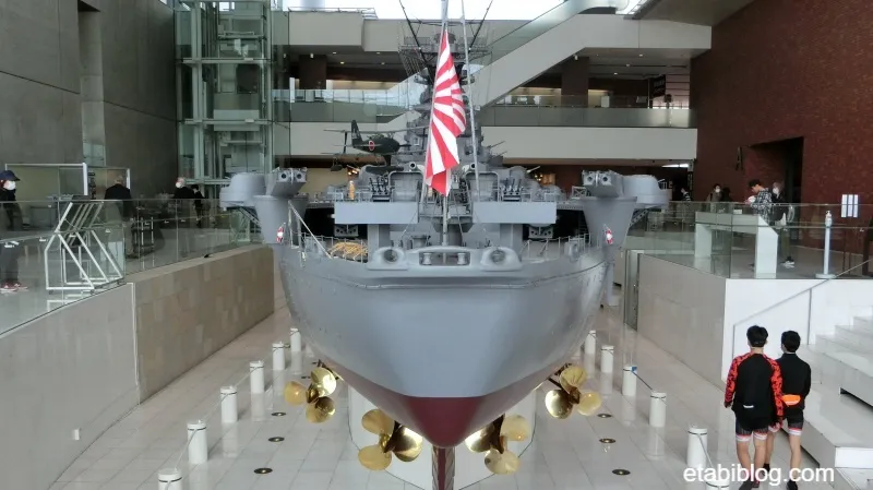 船尾から見た戦艦大和