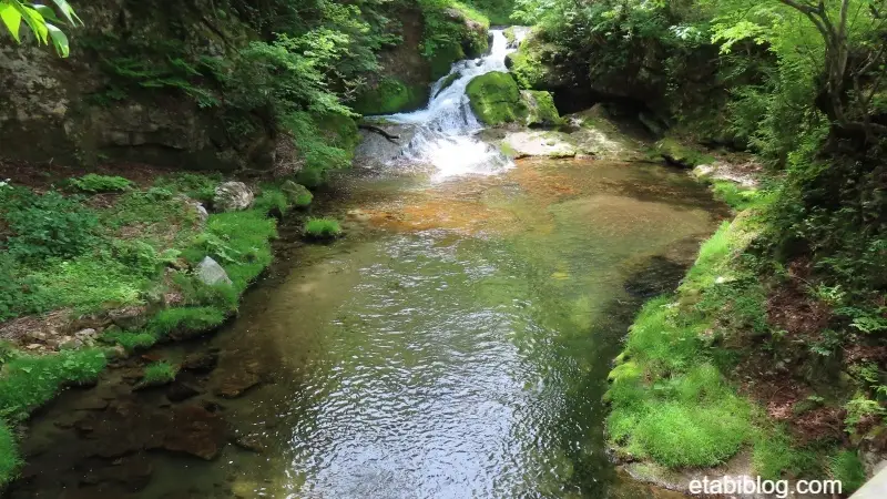 洗心峡と籟音滝(らいおんのたき)