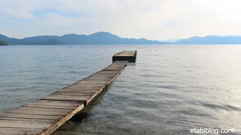 田沢湖の湖面