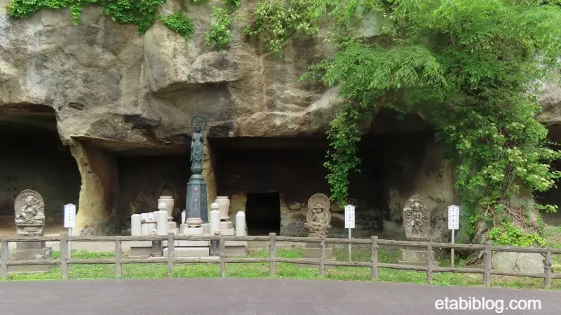 瑞巌寺の洞窟群