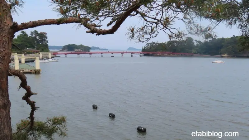 五大堂から見える福浦橋