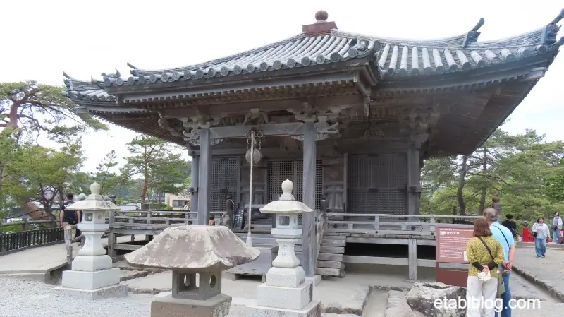 十二支の彫刻探し