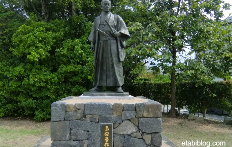 高杉晋作の像