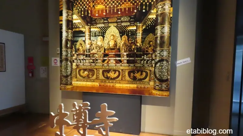 金色に輝く中尊寺金色堂